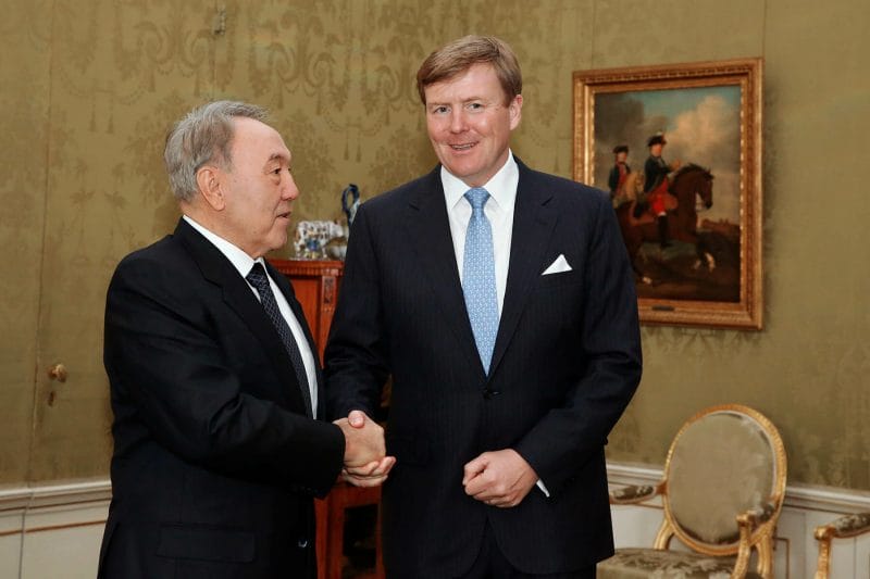 Koning Willem-Alexander ontmoet Nursultan Nazarbayez, President van Kazachstan in Paleis Huis ten Bosch. Aanleiding voor het bezoek is de Nucleaire veiligheidstop NSS in Den Haag.